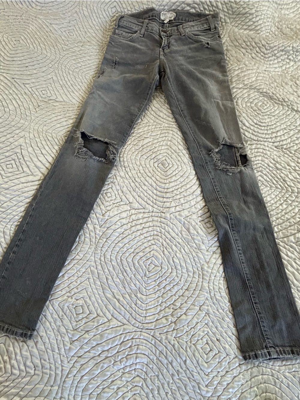 Y2K vintage thrashed gray Current/Elliott “the stiletto” low rise skinny jean!